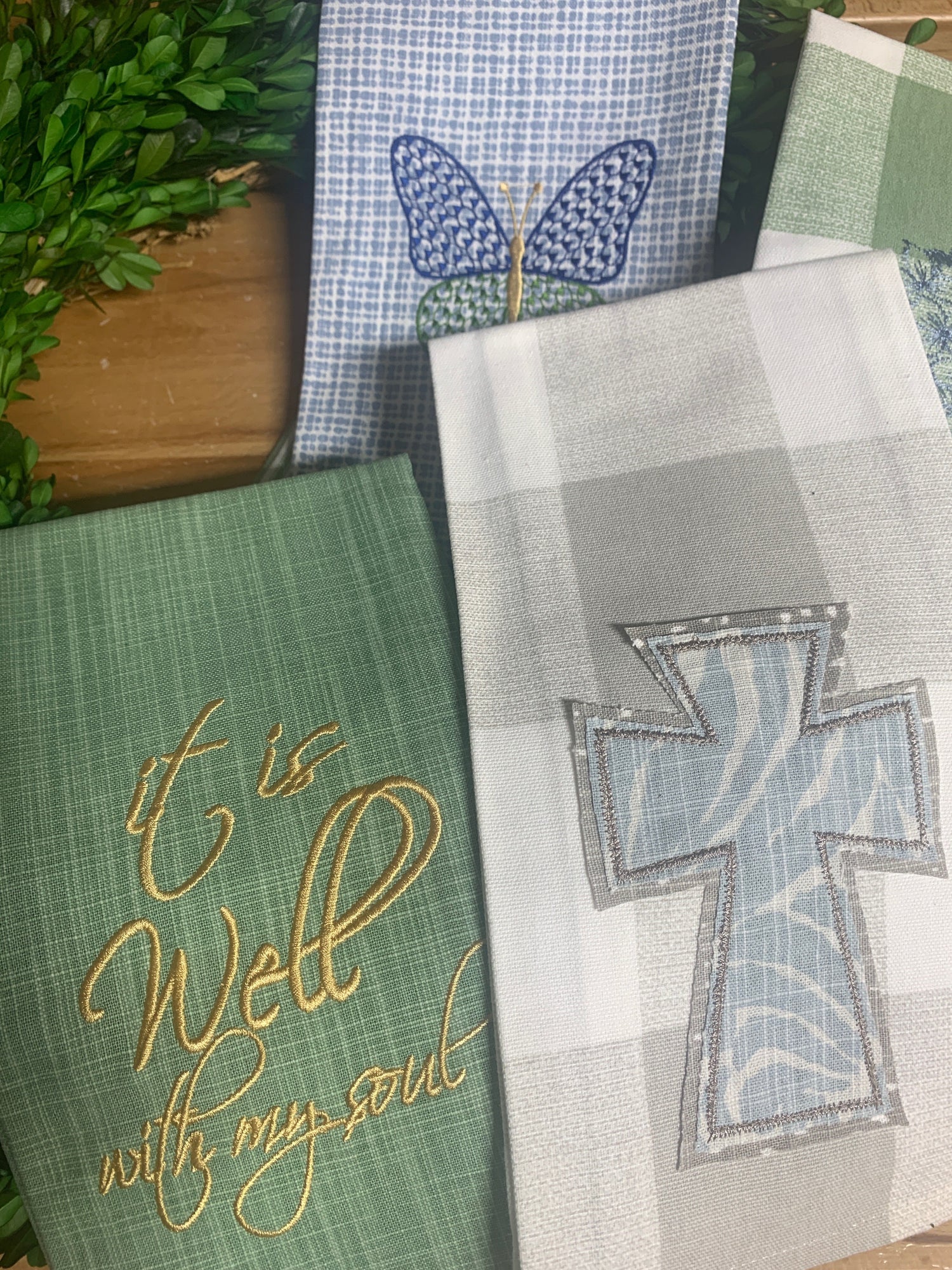 All Decorative Towels