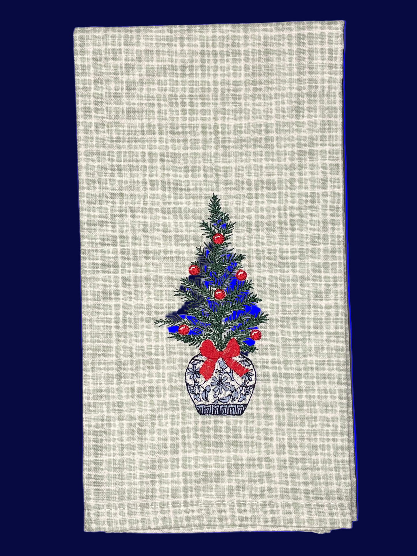 Elegant Christmas tree